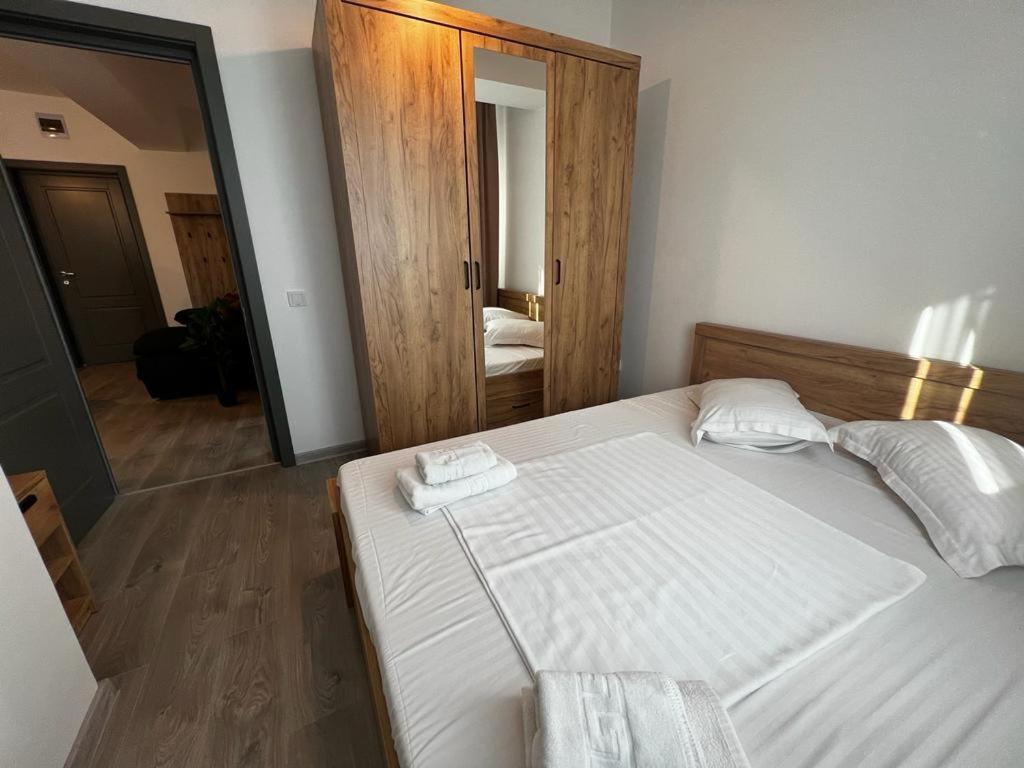 Urban Accommodation - Palas Mall Iasi Eksteriør bilde